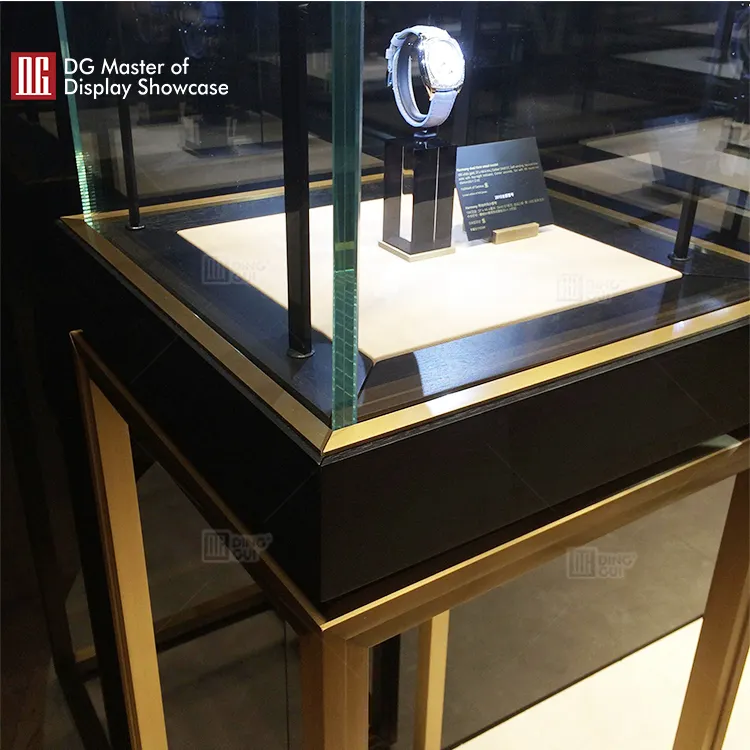 fashion showcase for watches for watch | DG Display Showcase 4