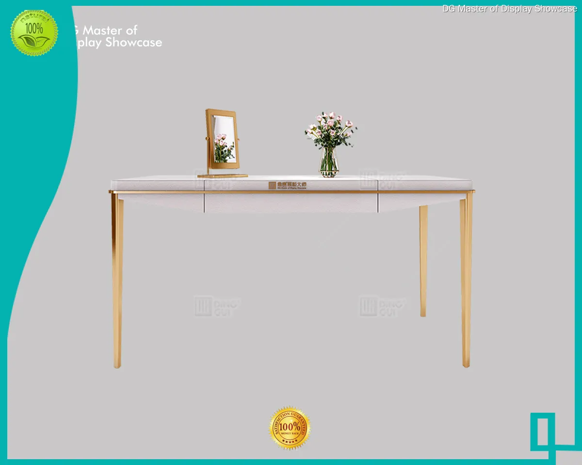 professional interior design menswear shop furniture manufacturer | DG Display Showcase 1