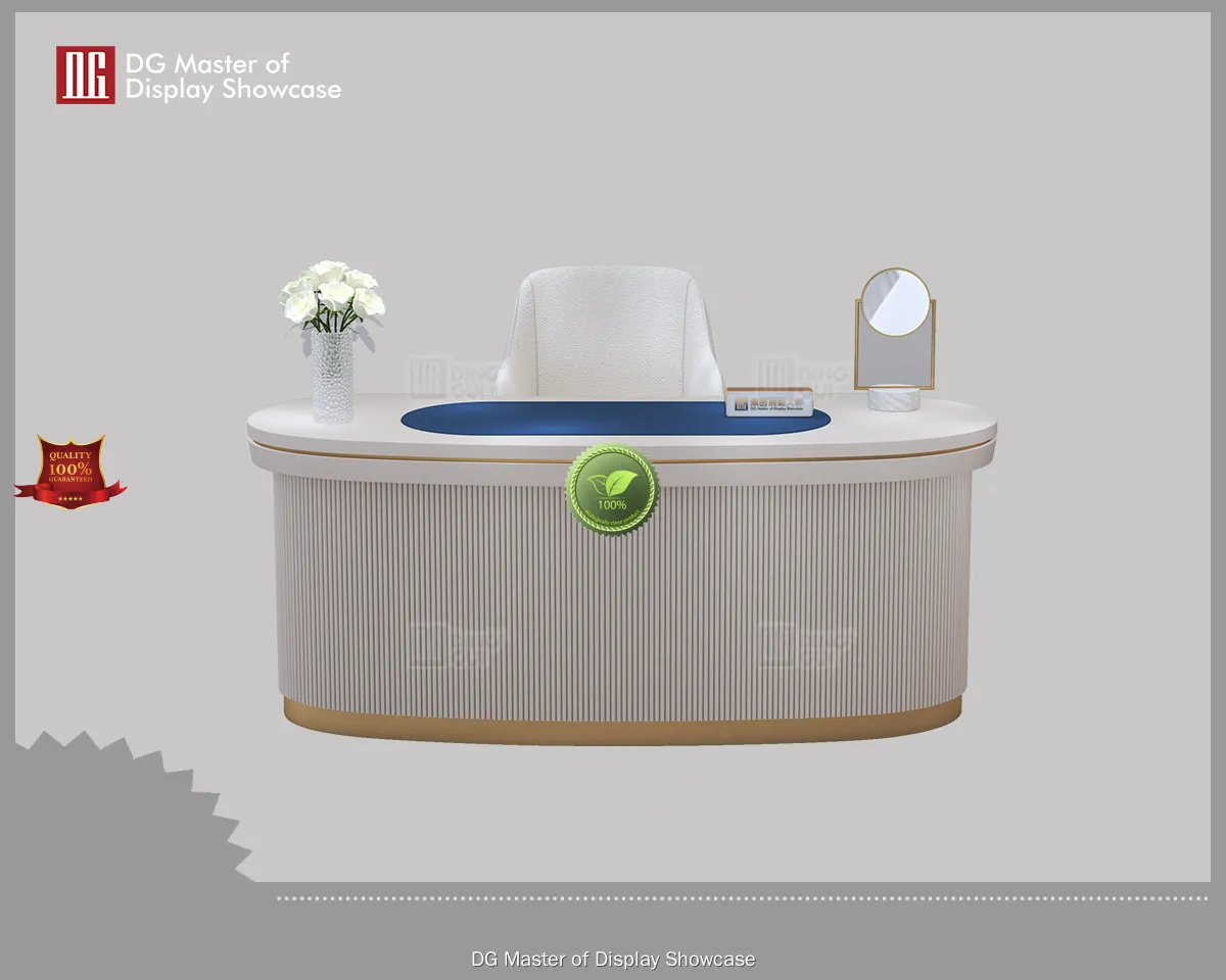 DG Display Showcase | custom Experience Table factory 1