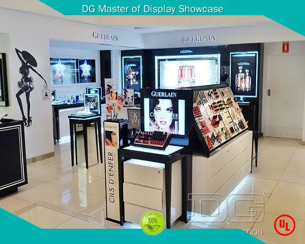 customized Display Showcase manufacturer | DG Display Showcase 1