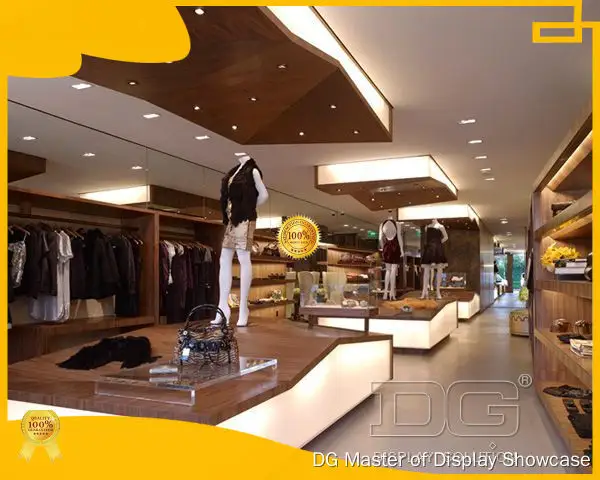 DG Display Showcase | professional showcase for clothes personalized 1