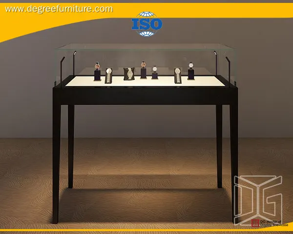 customized Display Showcase Supplier luxury | DG Display Showcase 1