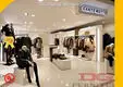 Custom showcase for clothes with custom services Manufacturer | DG Display Showcase 1