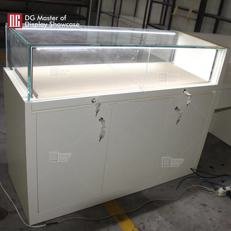 DG Display Showcase | high end Optical Showcase company for optical 5