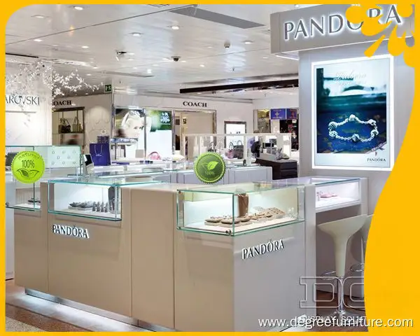 professional shopping centre kiosk with custom services | DG Display Showcase 1