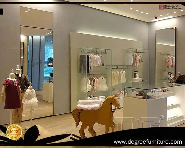 DG Master | professional clothing display case personalized 1
