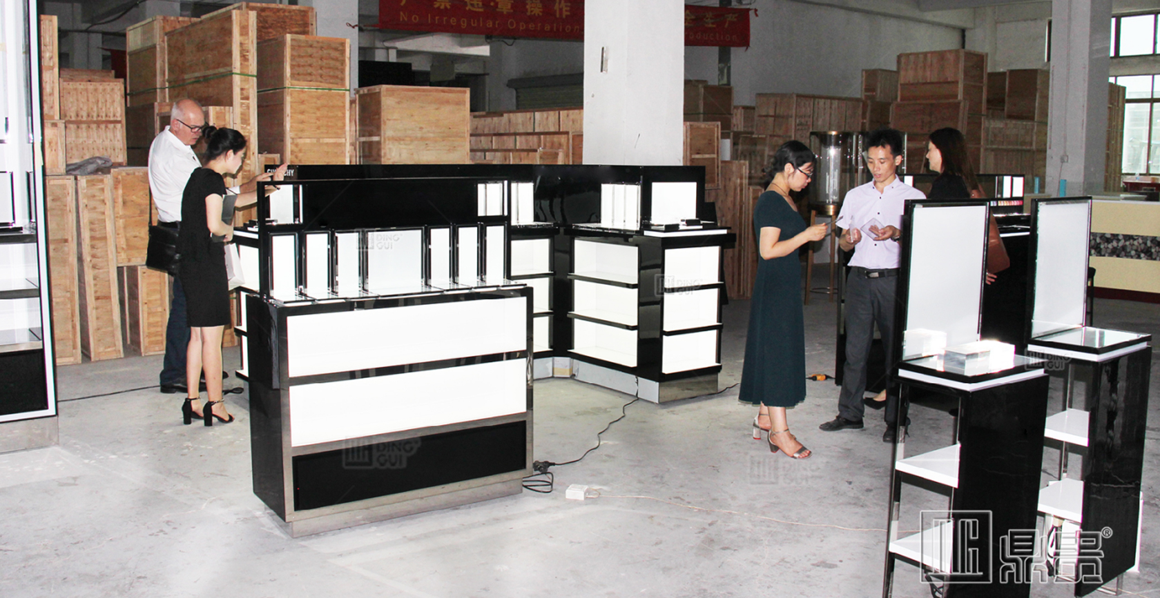 One-stop solution for French international perfume brands 2