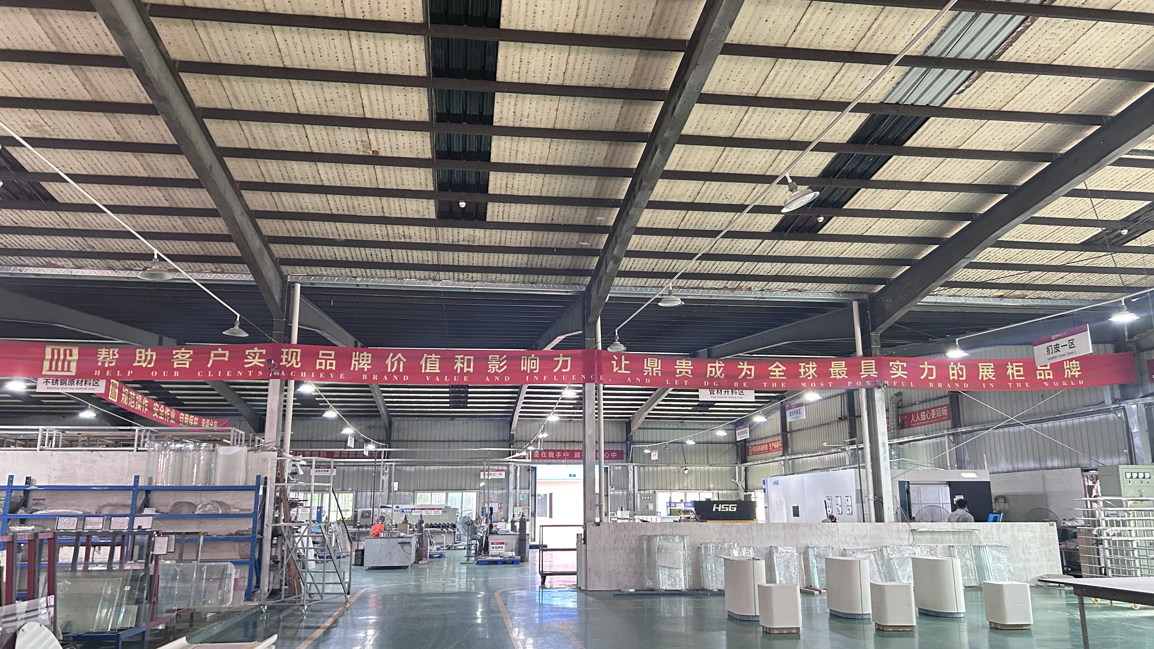 Green Manufacturing: DG Display Showcase’s Pursuit of Eco Materials and Sustainable Craftsmanship 2