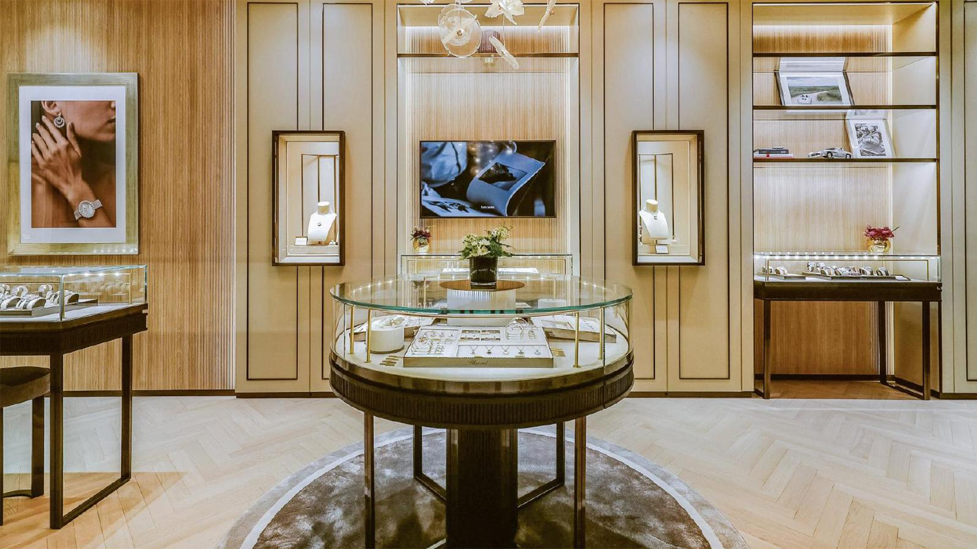 The Future of Luxury Retail: Immersion and Customization Take Center Stage in Late 2025 1