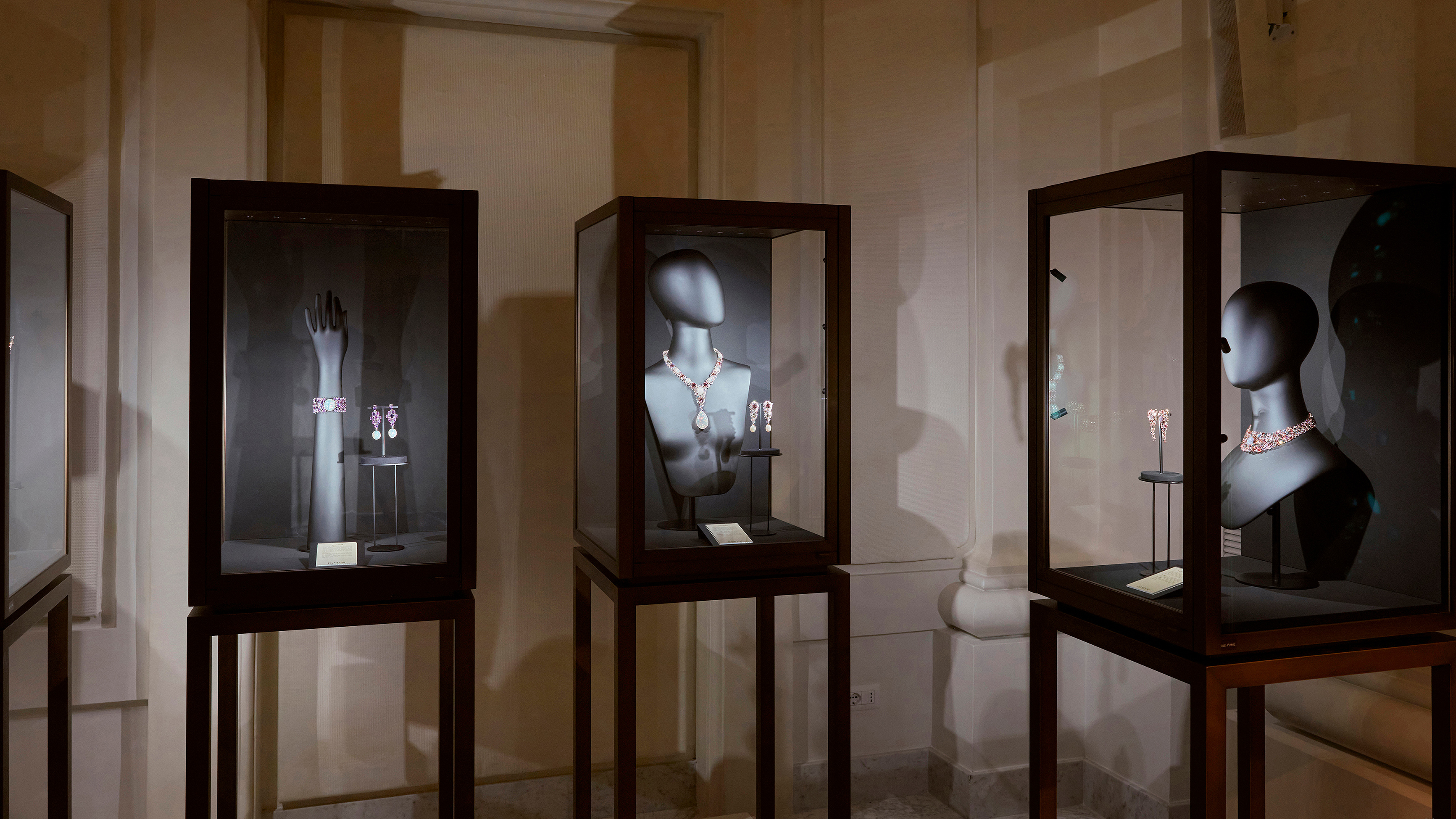 From 7 Billion to 8 Billion: On World Population Day, DG Explores the Future of Human-Centered Commercial Space Design 2