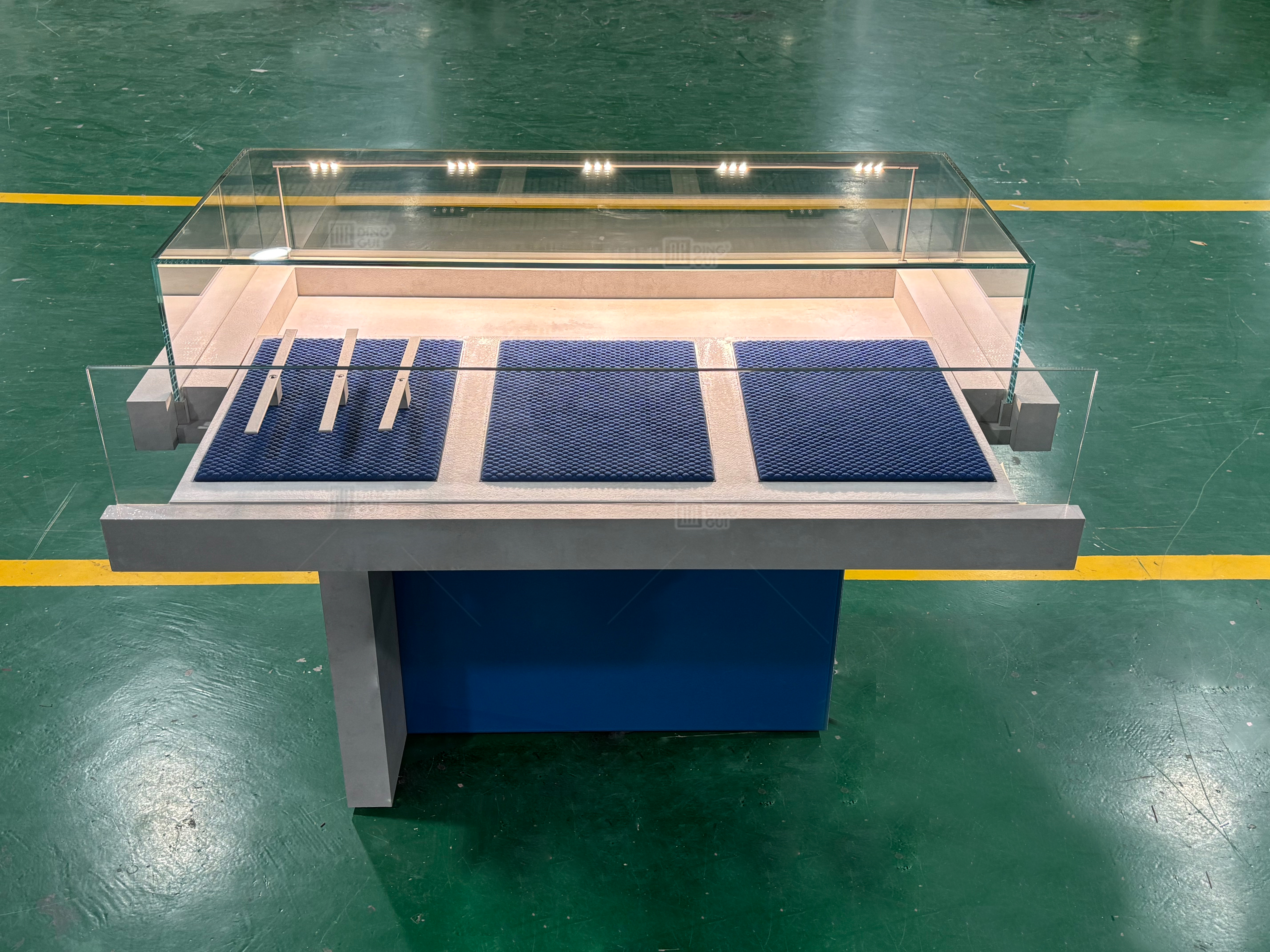 Udforsk håndværket i DG's urmontre: En perfekt blanding af materialer, håndværk og teknologi 2