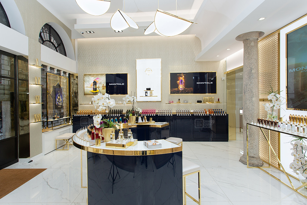 How Can a High-End Perfume Store Create an Immersive Shopping Experience? 2