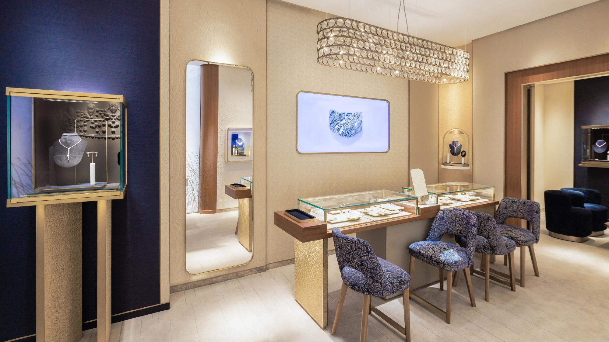 Nové trendy v klenotnictví a inovace v designu vitrín 2