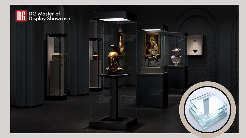 Sbohem oslnění: Nízkoreflexní sklo oživuje muzejní exponáty 1