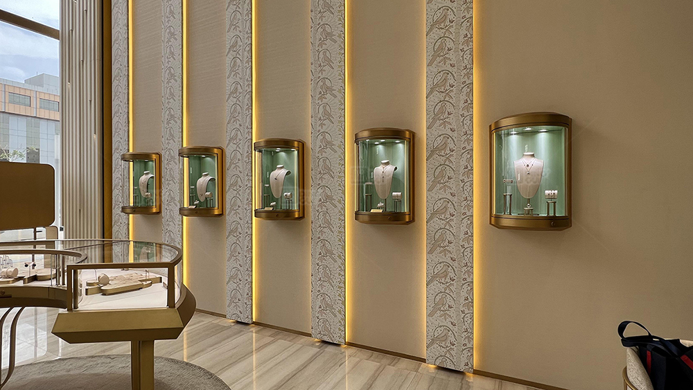 Personalisierung im Jahr 2025: Wie Schmuckvitrinen persönlichen Bedürfnissen gerecht werden 2