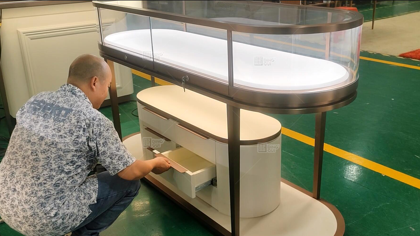 Klarar era smyckesmontrar de strängaste kvalitetskontrollerna? 2