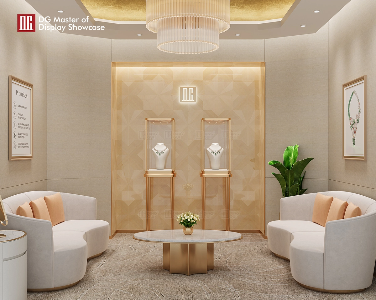 Jewellery Showcase: The Ultimate Guide -Jewellery Display Tips to Attract More Customers 2