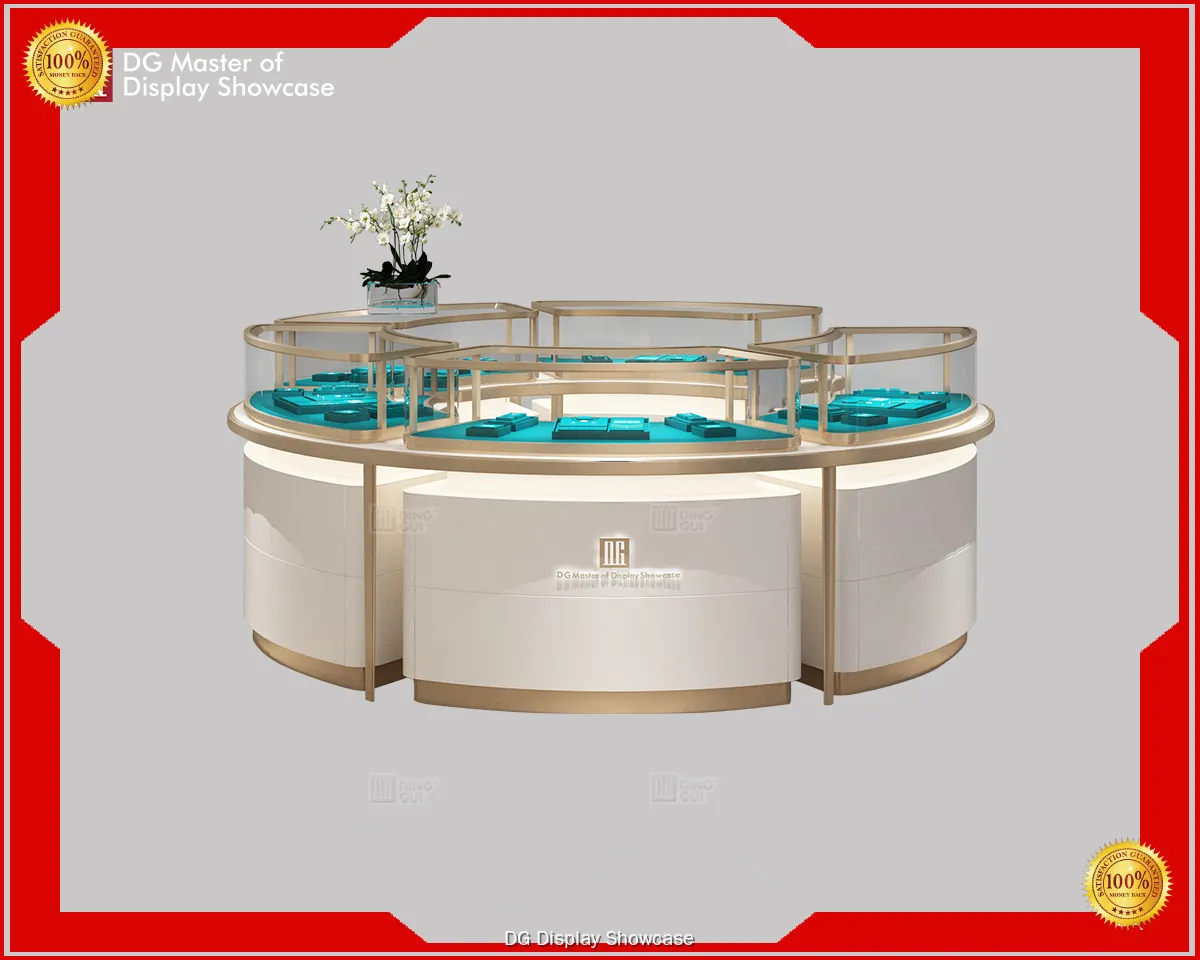 Luxury Jewelry Display Showcase: Smart, Secure, Stunning. 1