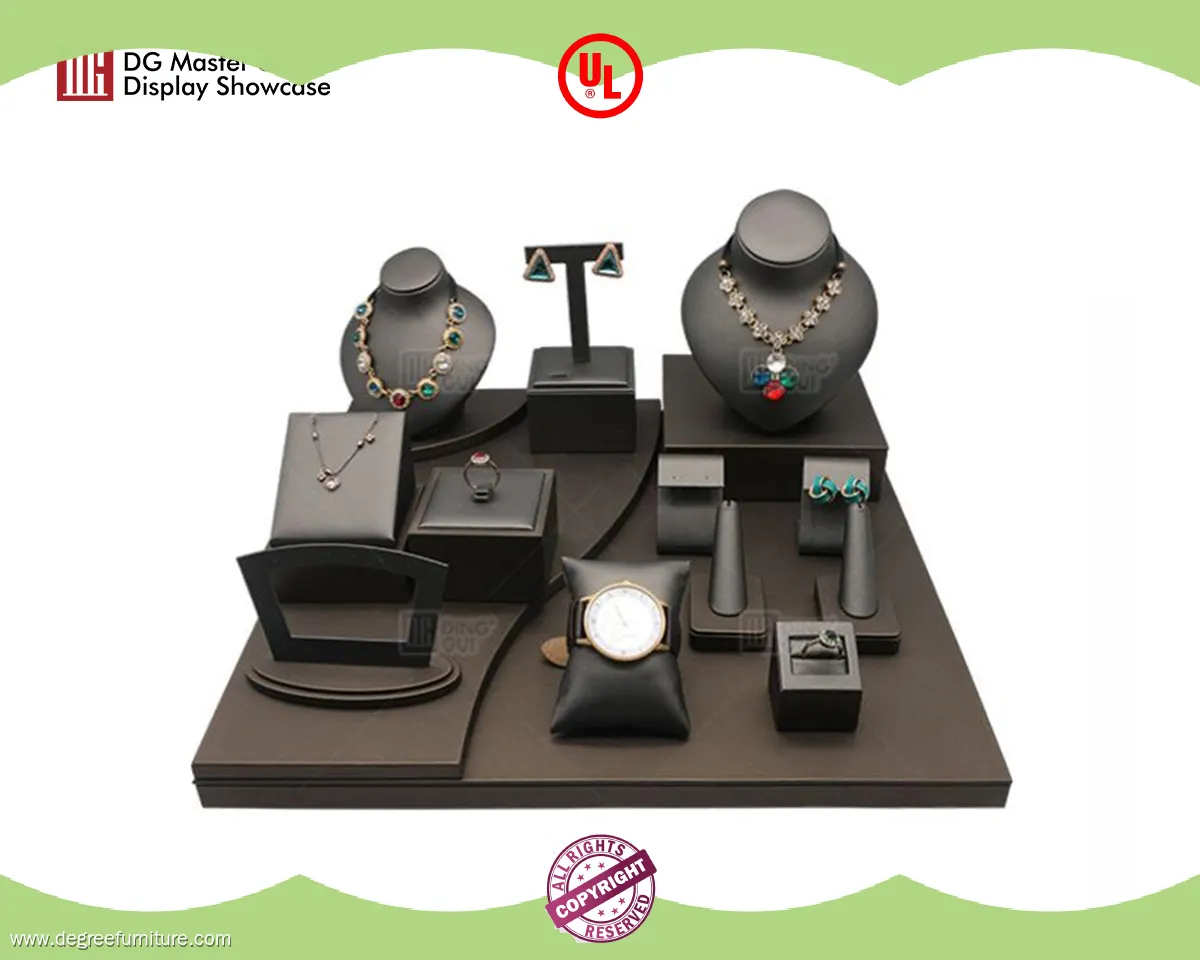 Elegant Jewelry Display Set: Showcase & Protect with Style 1