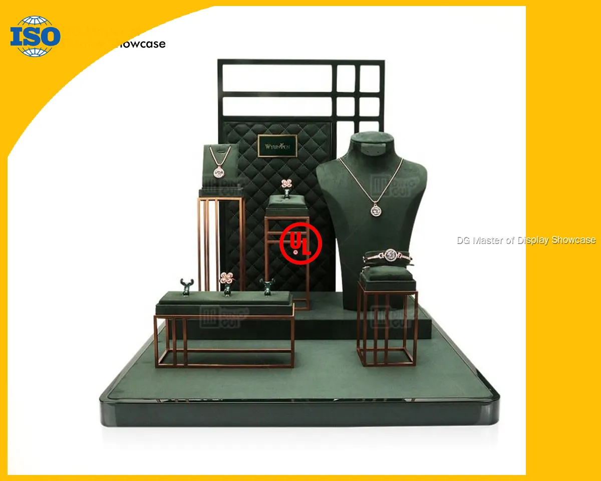 Stainless Steel and Velvet Jewelry Displays - High Quality Supplies 1