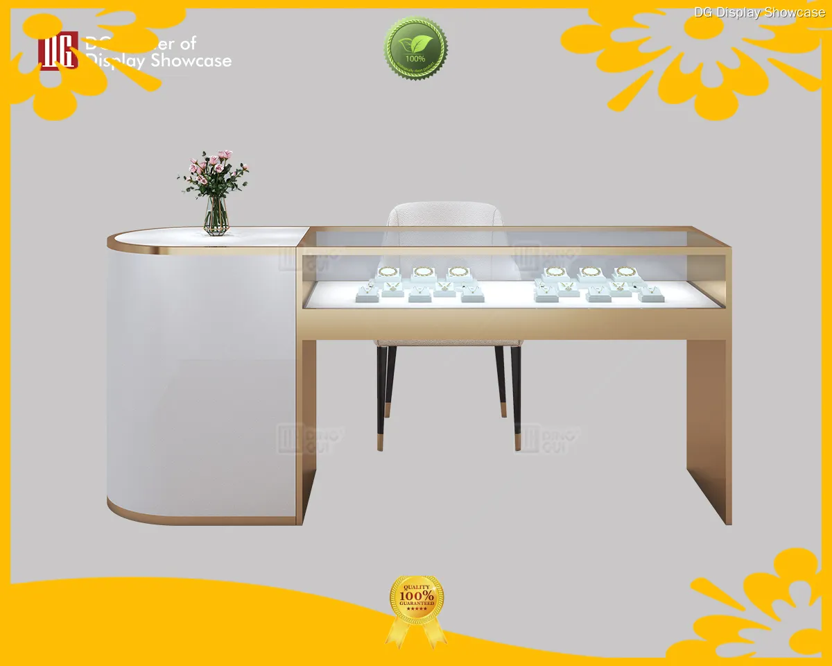 Elegant Jewelry Experience Table - High-Quality, Minimalist Design 1
