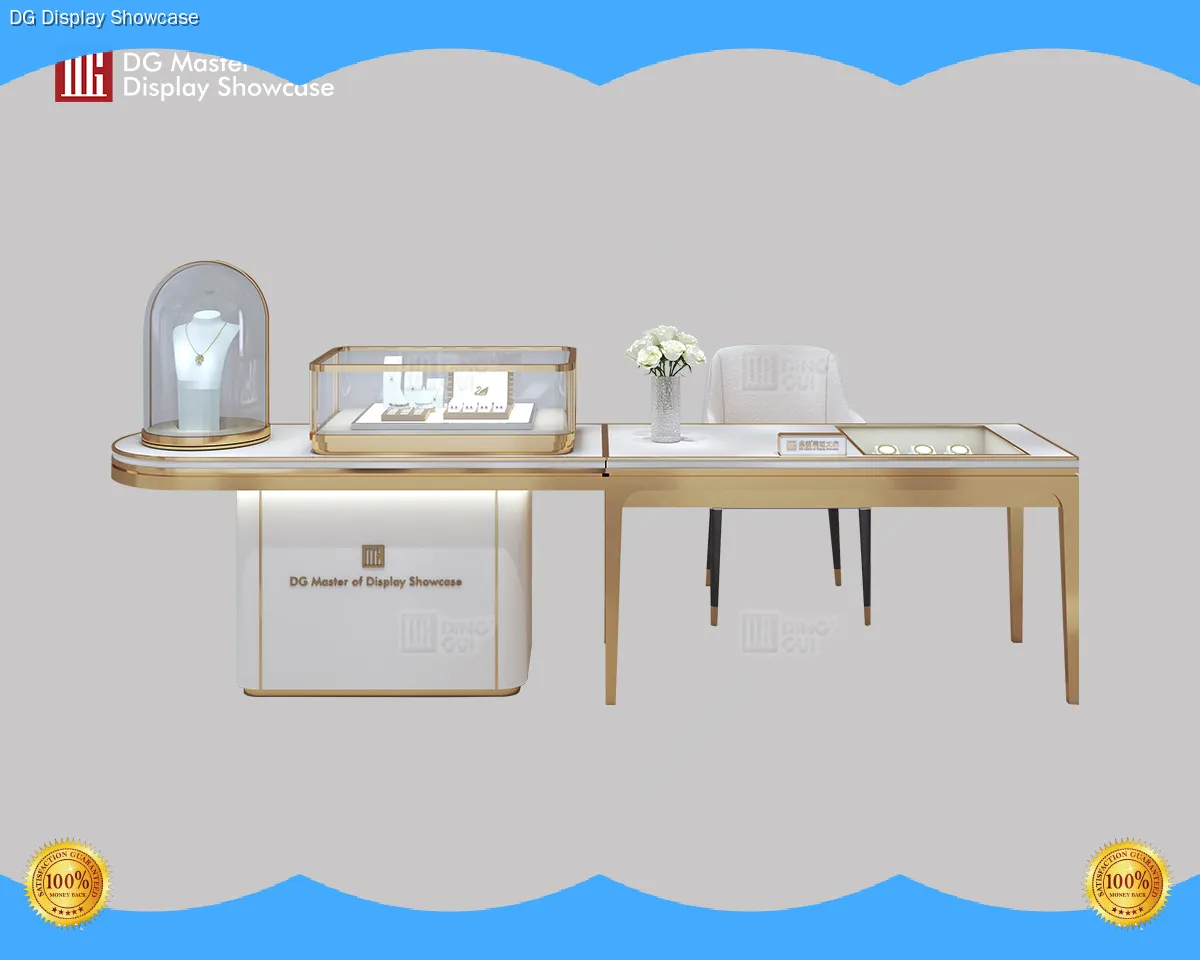 Elegant Jewelry Experience Table - Crafted for Versatility 1