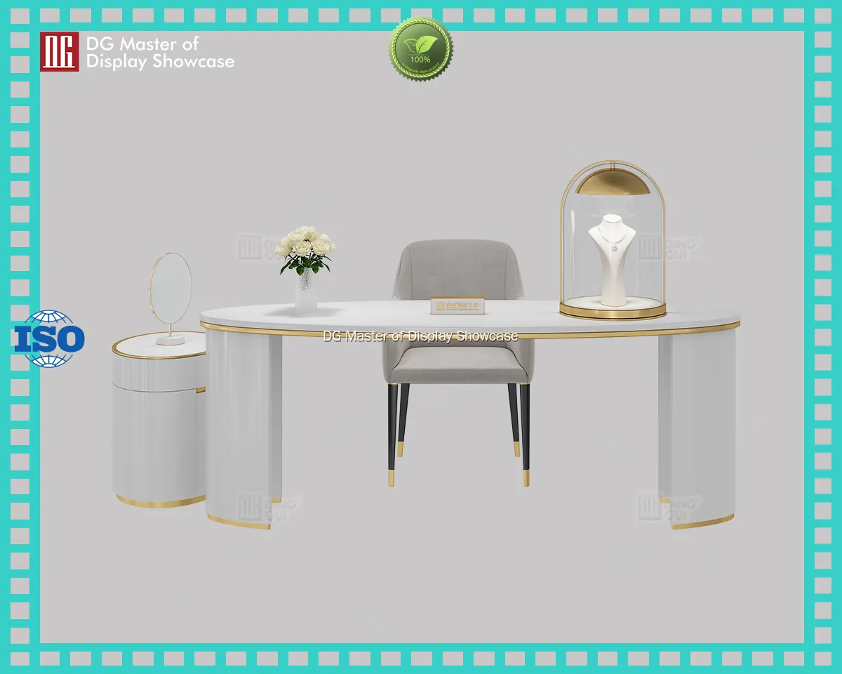 Luxury Jewelry Display Table by DG: Combining Functionality with Style 1
