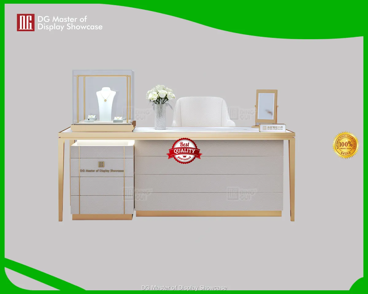 Elegant Jewelry Experience Table 1