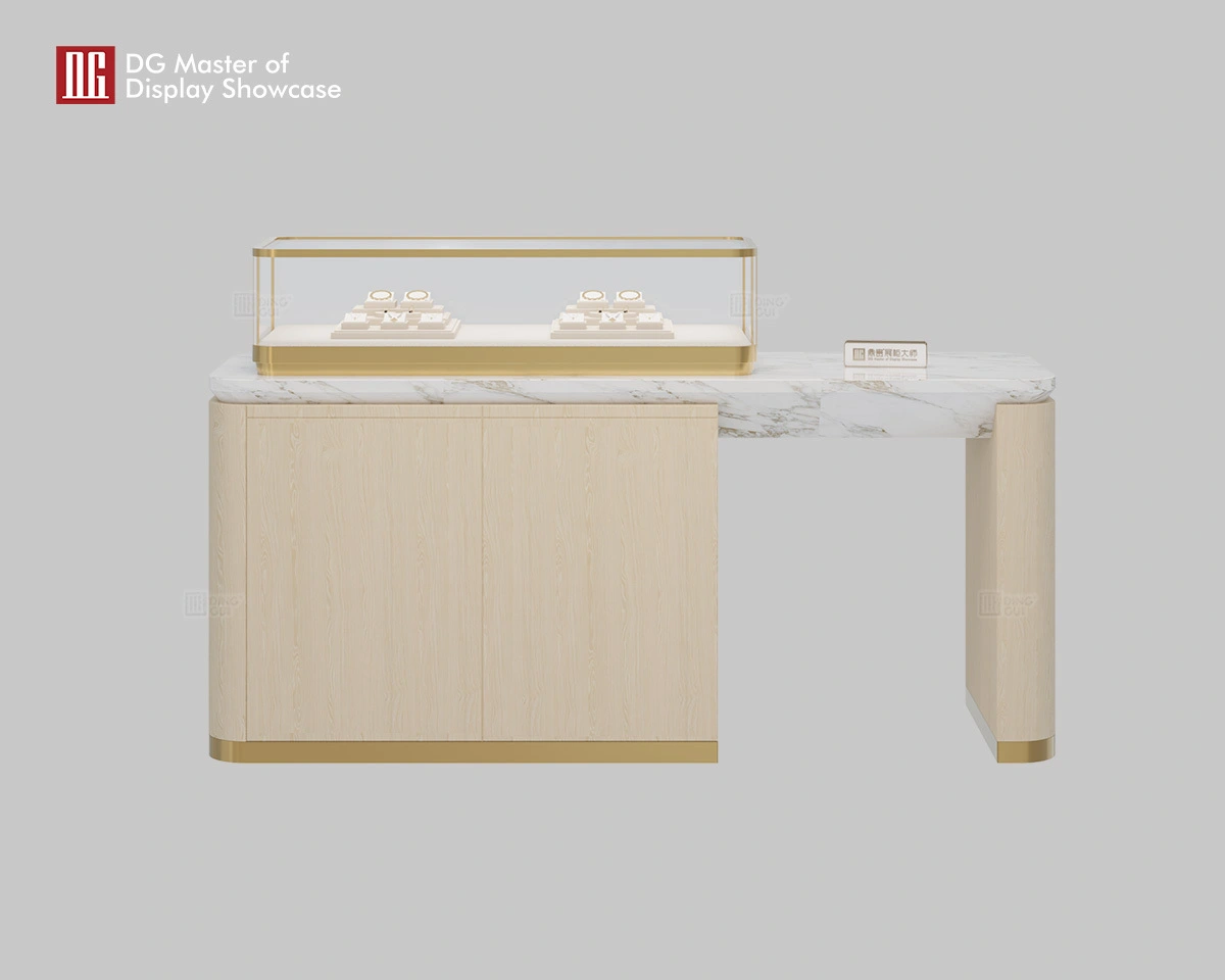 DG Custom Luxusschmuck-Frontvitrine 1