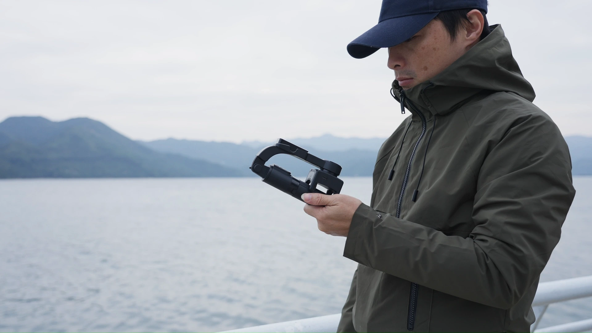 Upgraded AR Anti-Shake Gimbal Stabilizer Selfie Stick 1