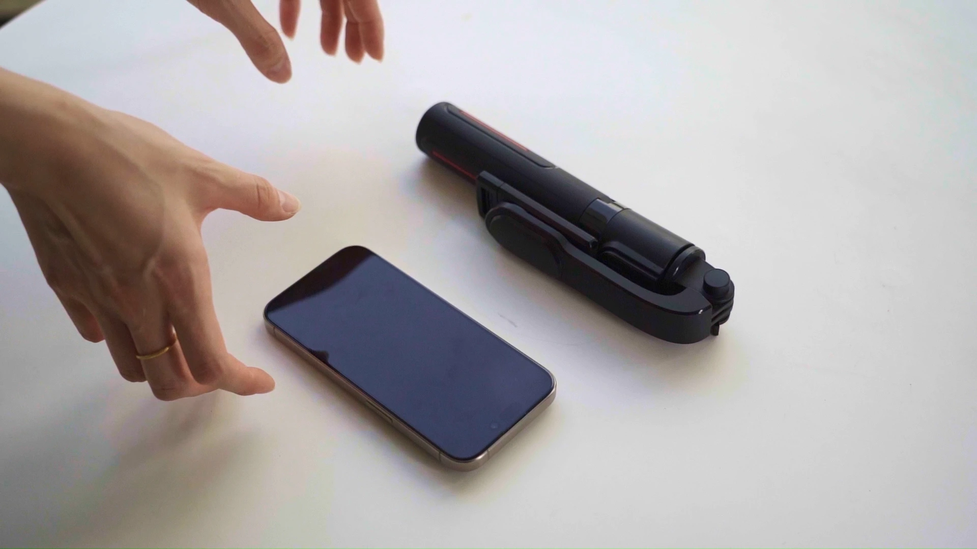 K26 Metal Keel Selfie Stick Tripod 1
