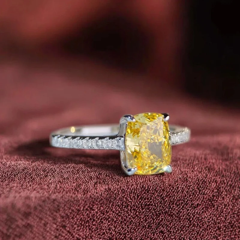 Stunning 1.42CT Lab Grown Yellow Diamond Ring 18K Gold Setting Radiant Cut 1
