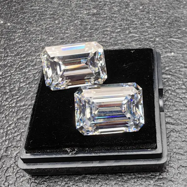 DKL Jewelry Emerald Cut Lab Grown Diamond Emerald Cut Lab Grown Diamond Manufacturers 4