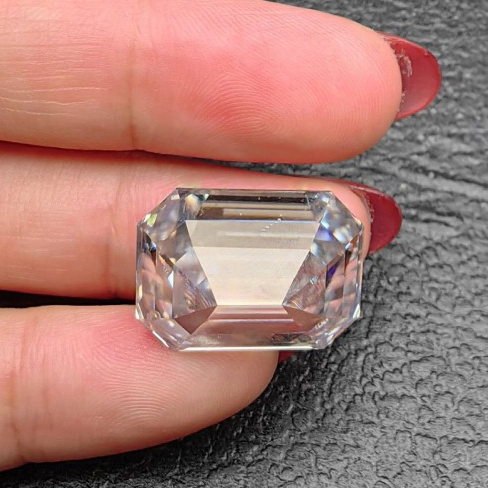 6CT D - Color Emerald - Cut Lab - Grown Diamond | VVS/VS Clarity 1