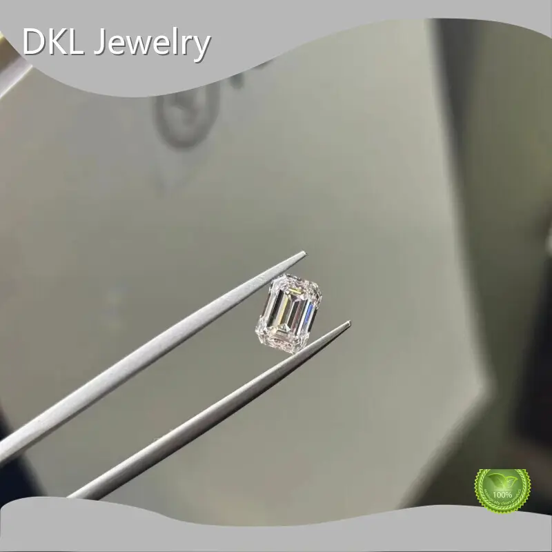 Lab Grown Diamond 4 Carat Lab Grown Emerald Cut Diamond Suppliers 1
