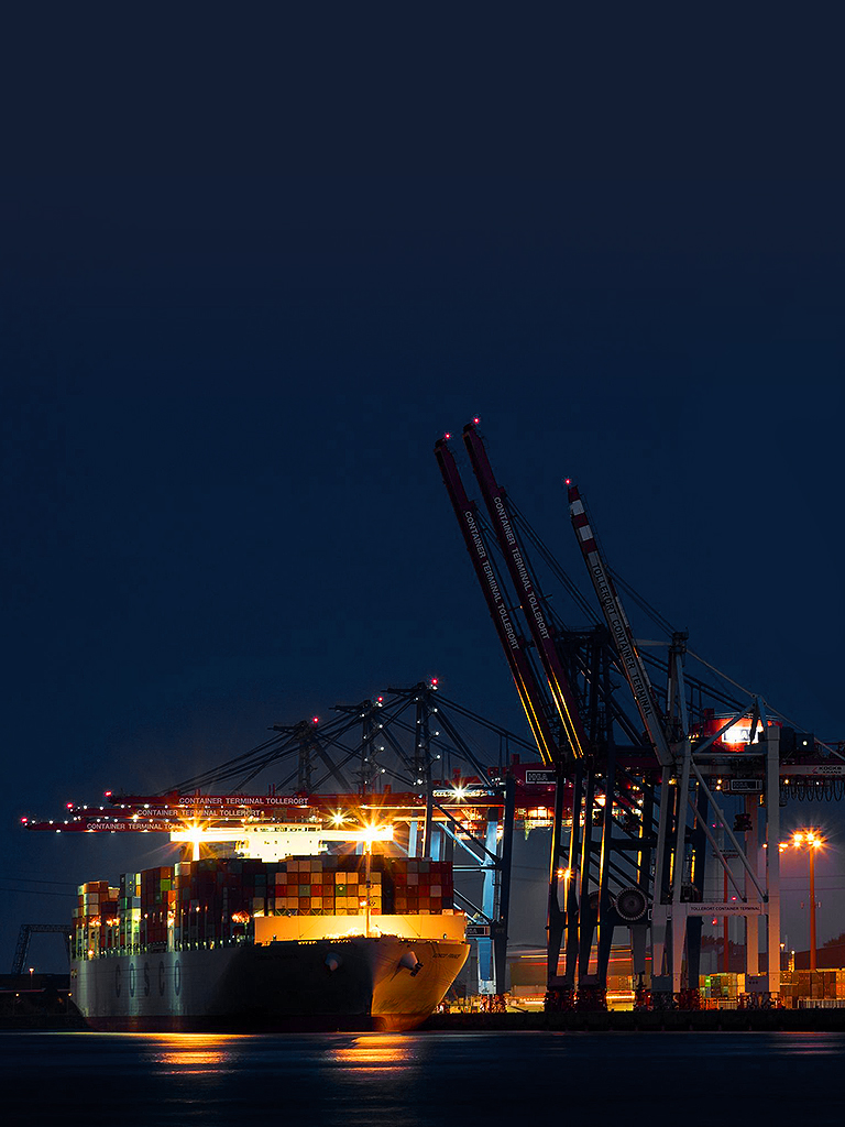 Provide Customized, Multi-scenario  LED Professional Lighting Solutions