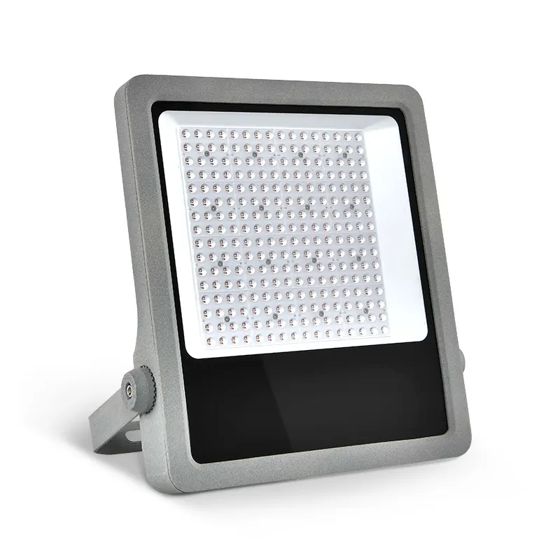 使用200W LED泛光燈進行戶外照明的好處 1