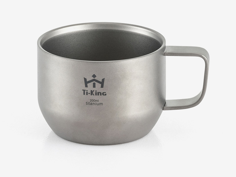 固定ハンドル付きチタン二重壁200mlコーヒーカップ