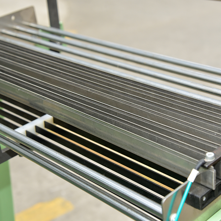 High Quality Fiberglass Ribbon Fabric Shuttleless Needle Loom,High Speed Fiberglass Tape Weaving Machine 3