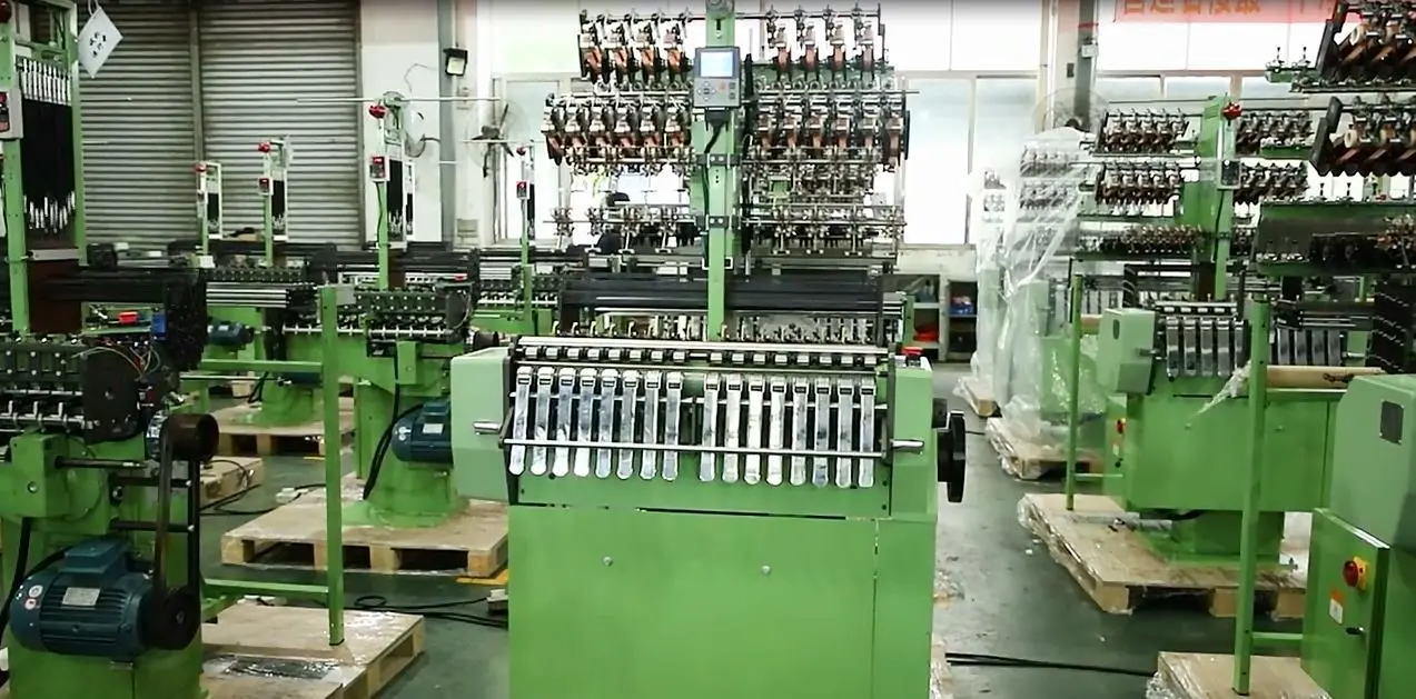 Best High speed  needle loom weaving machine Supplier 1