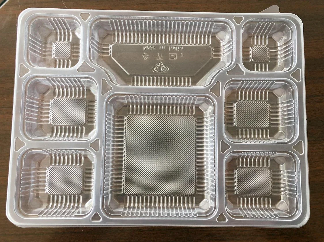 Automatic PP Lunch Box Forming Machine (3 stations) 1