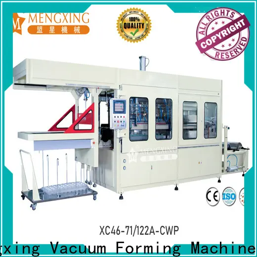 Mengxing pp vacuum forming machine plastic container making lunch box production 1
