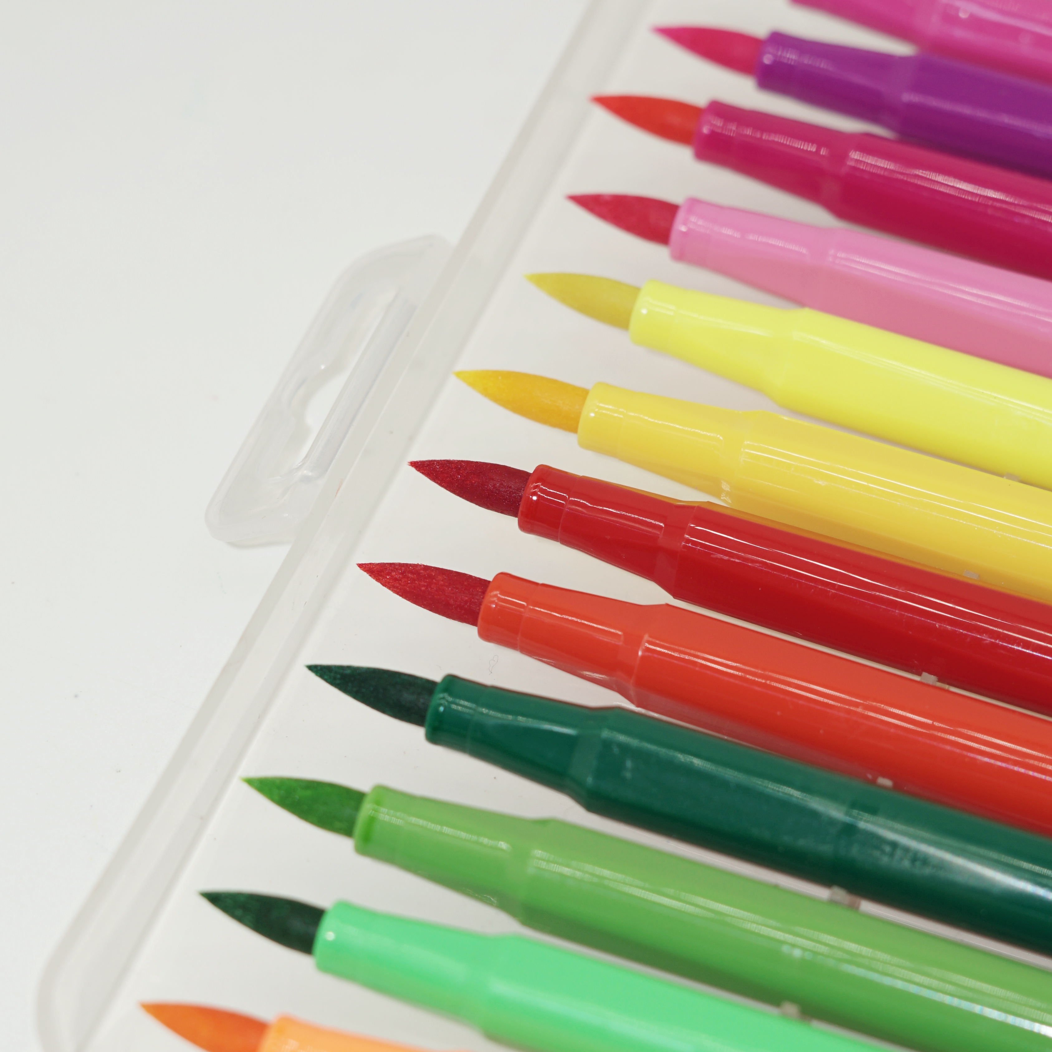 24 Colors Soft Brush Tip Washable Watercolor Pen Box Stationery Gift Set Wholesale Custom Supplier 4