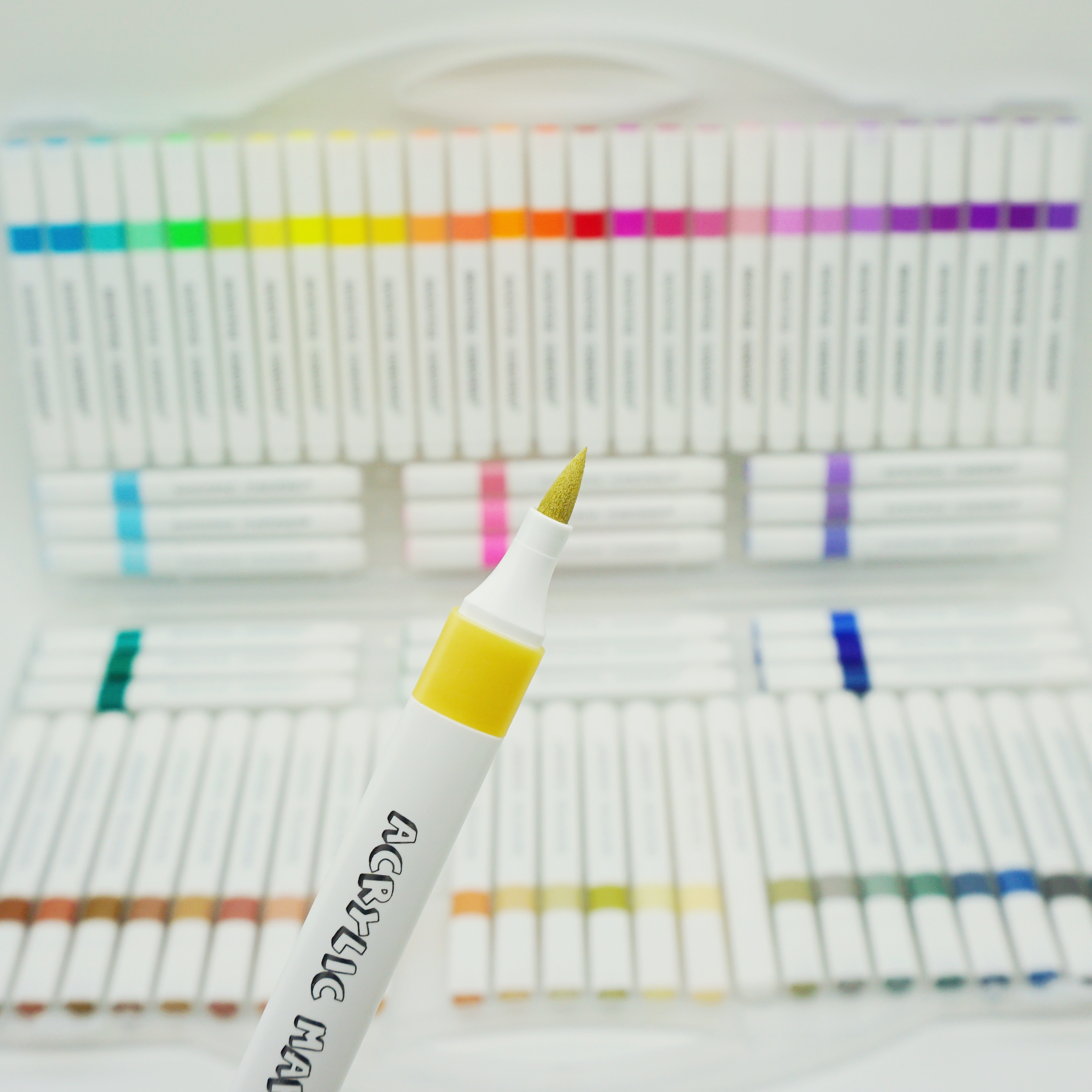 Wholesale Custom 72 Colors Soft Brush Tip Acrylic Marker Set Manufacturer 6