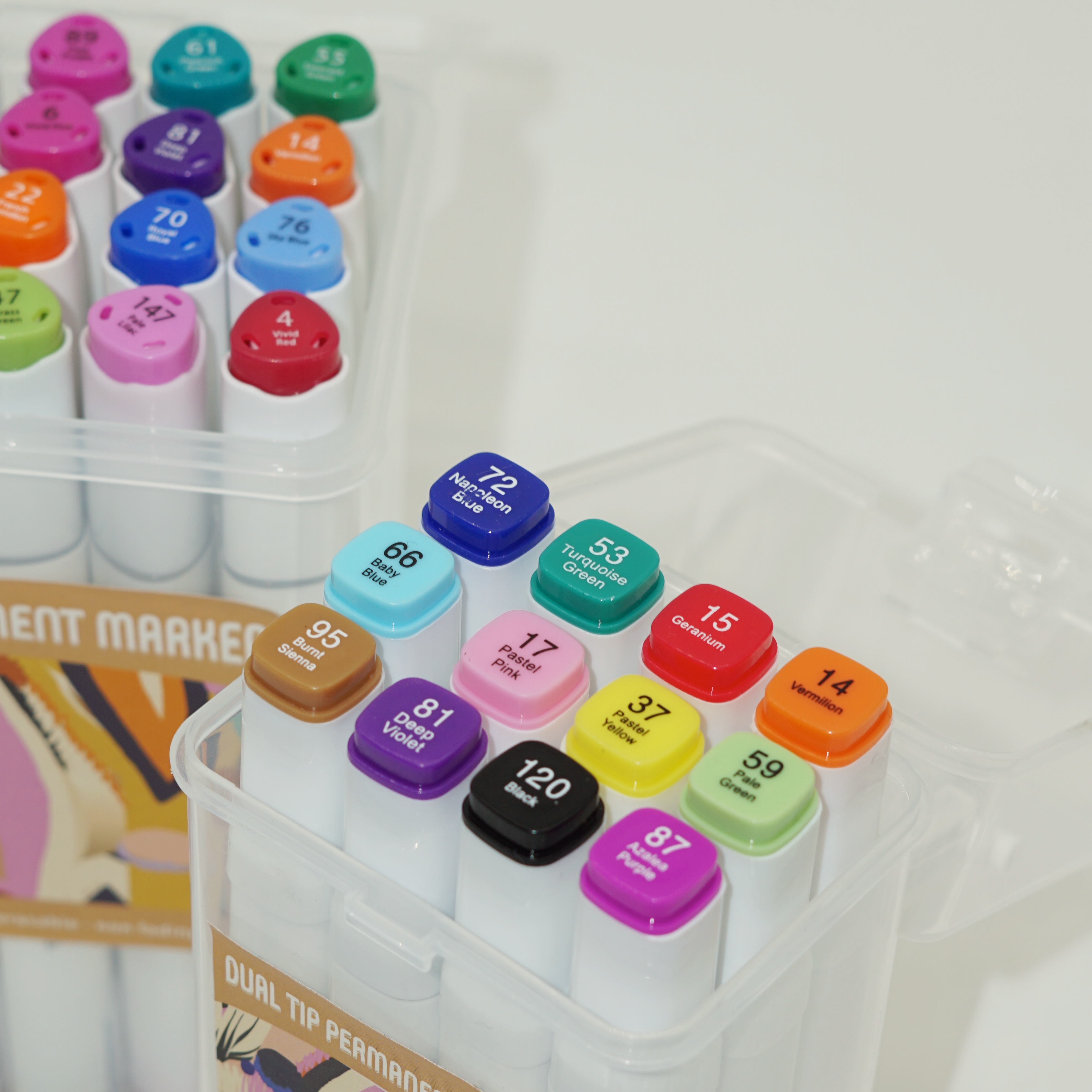 Wholesale High Quality Dual Tip Permanent Marker Box Set Customized Sticker 3