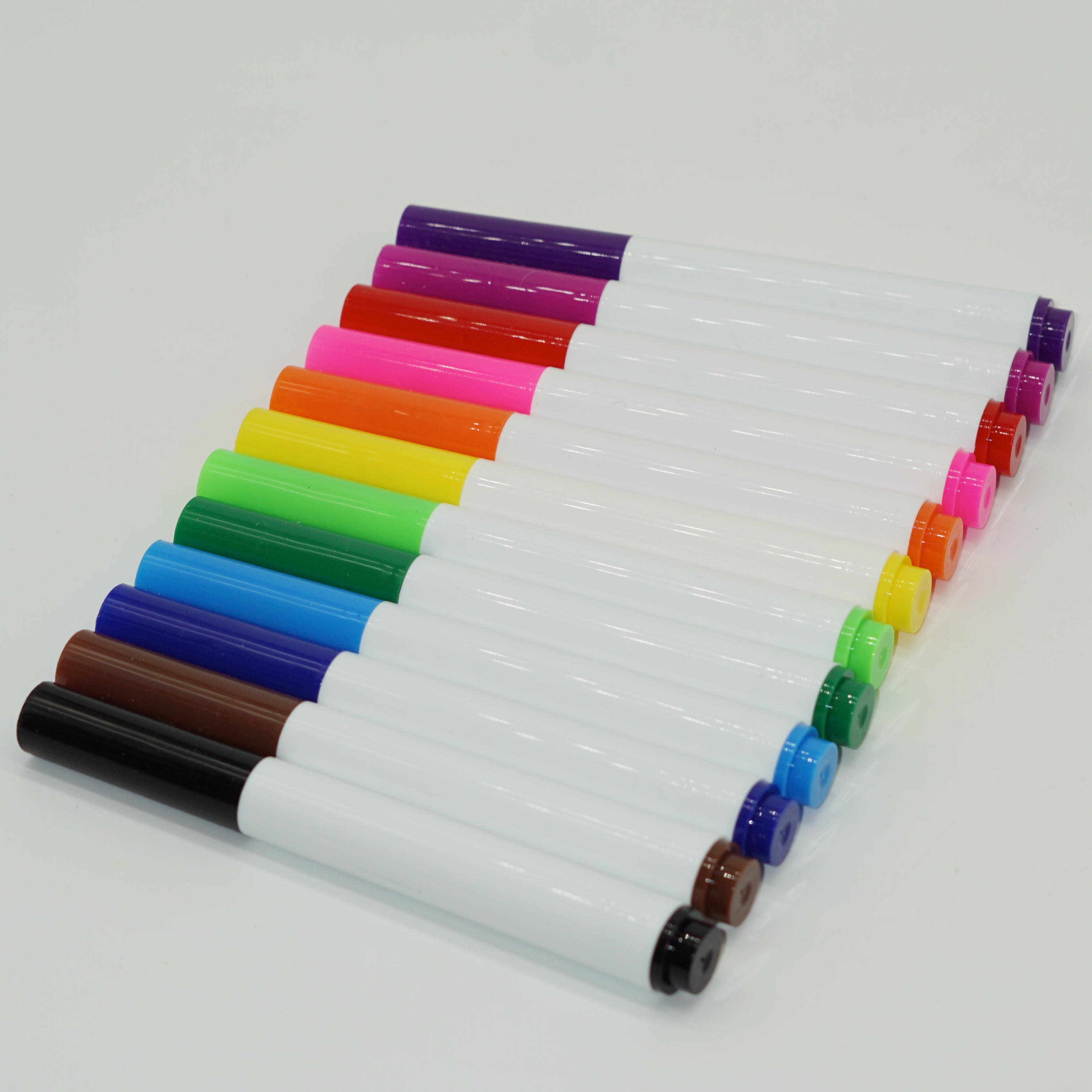 Professional Manufacturer 12 Colors High Quality Watercolor Marker Pens 2