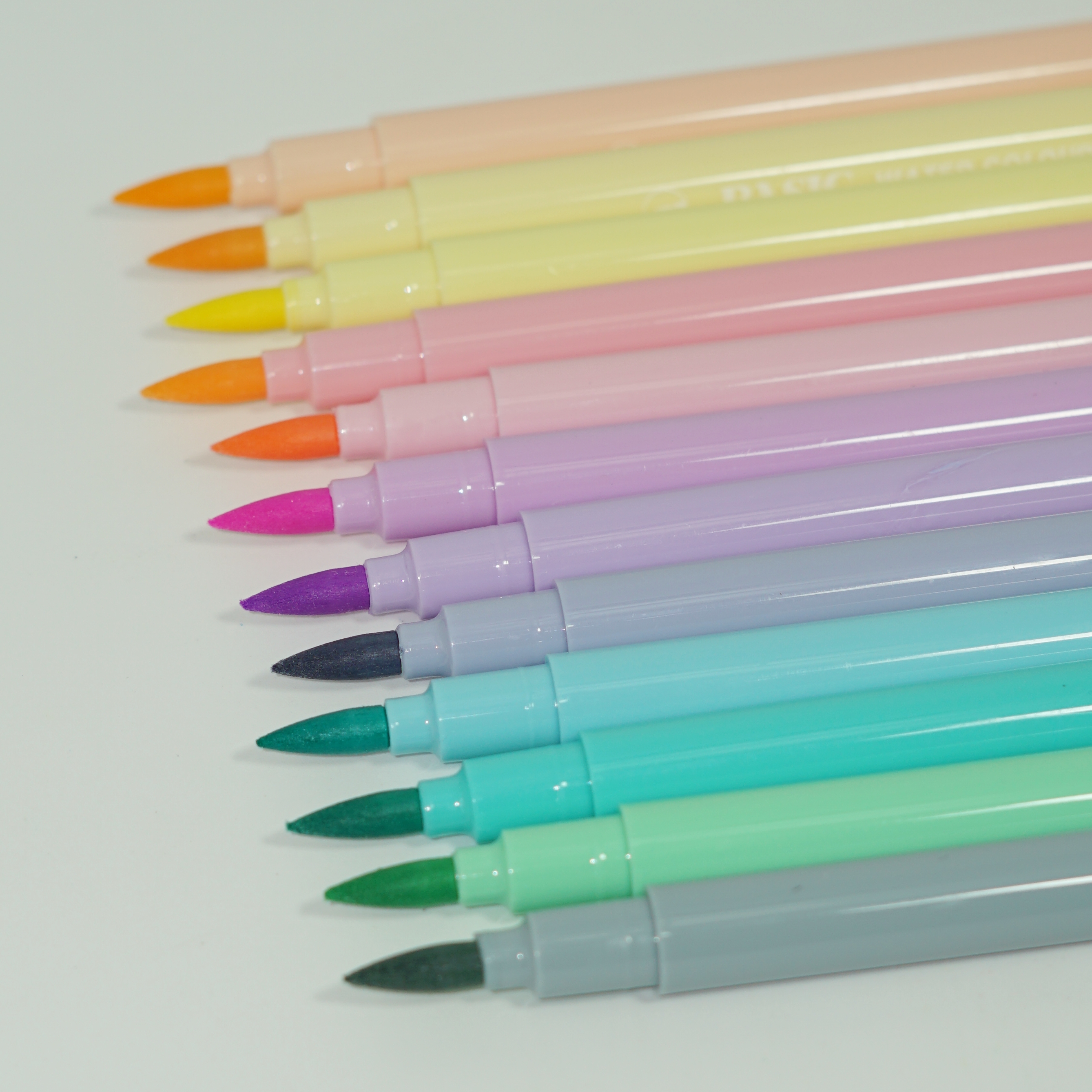 Manufacturer Non-toxic High Quality 12 Colors Double Tip Watercolor Pens Wholesale Custom 3