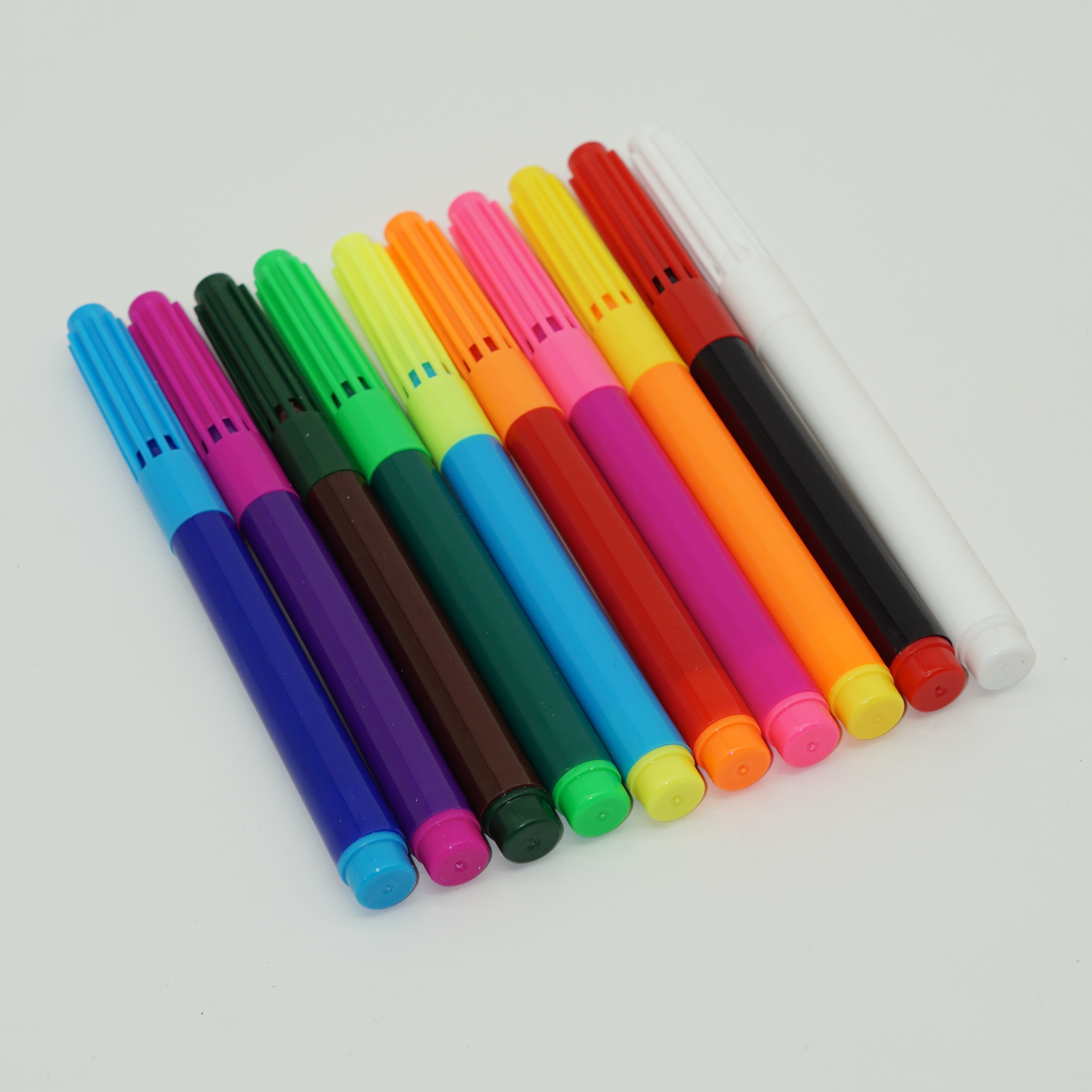 Wholesale Custom High Quality Magic Color Shifting Watercolor Marker Children Toy Gift Set Manufacturer 5