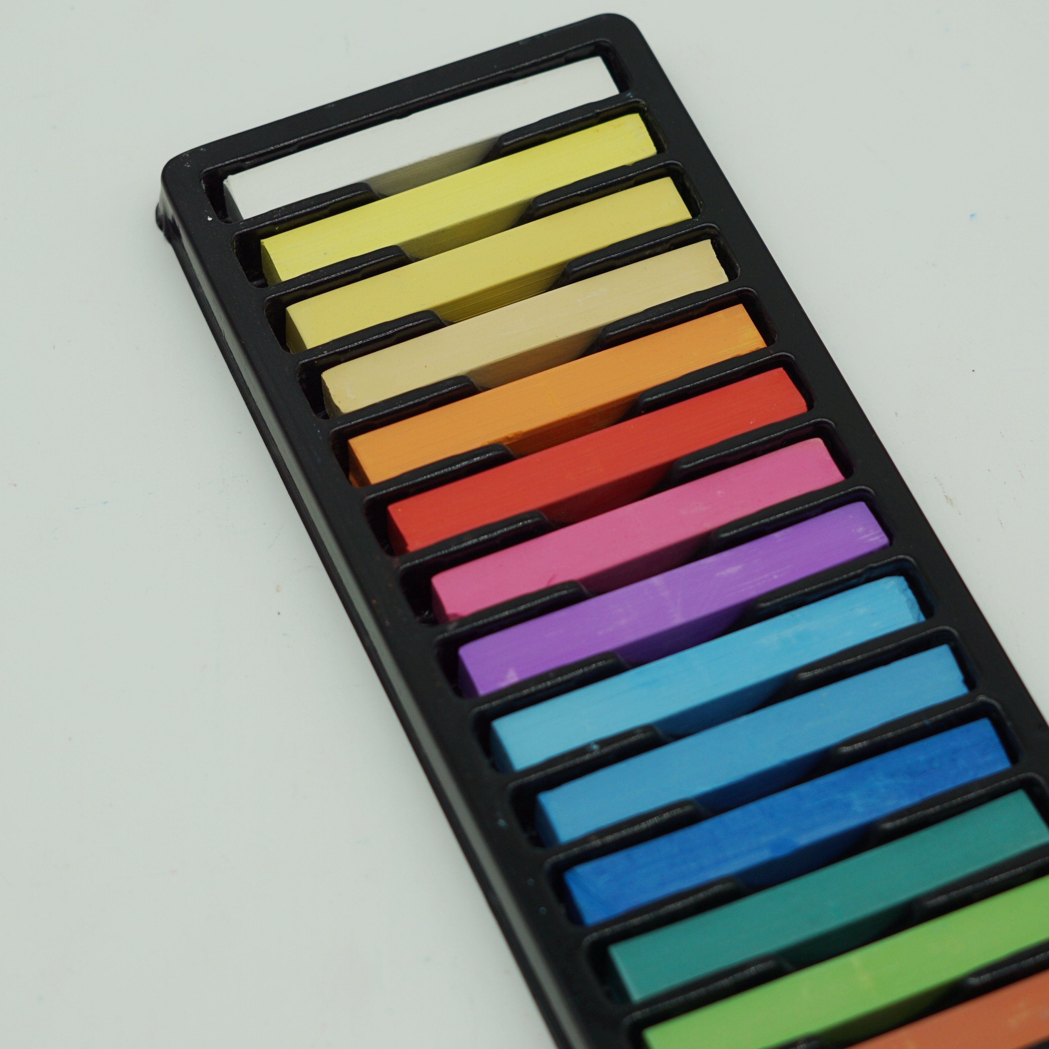 Manufacturer Custom Professional 16 Colors Chalk Pastel Set for Artist Children School Supplies 4