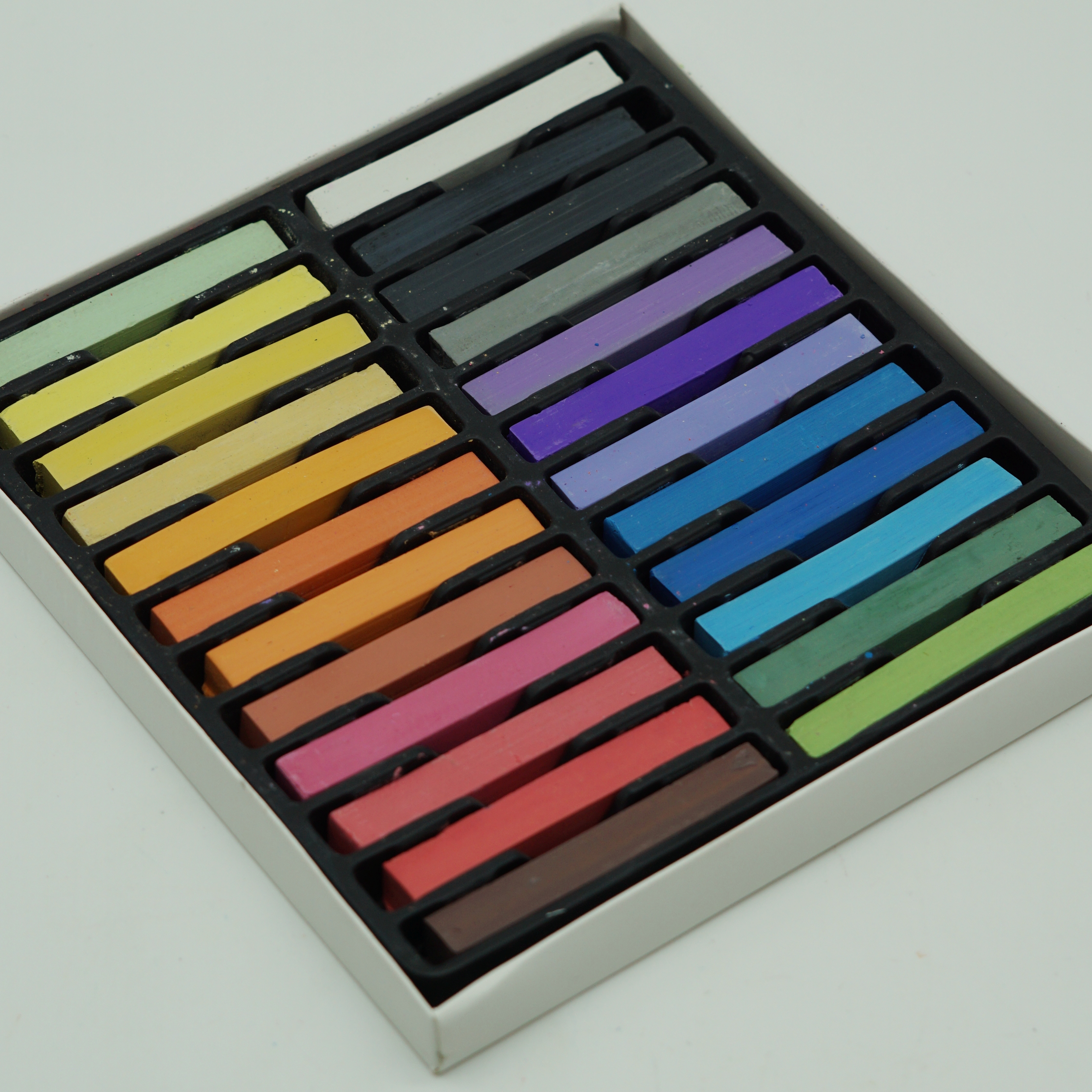 Manufacturer Wholesale Custom High-quality 24 Colors Soft Chalk Pastels for Artists 4